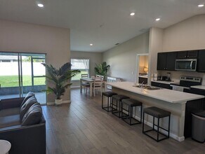 5245 NW Gamma St in Port St. Lucie, FL - Building Photo - Building Photo