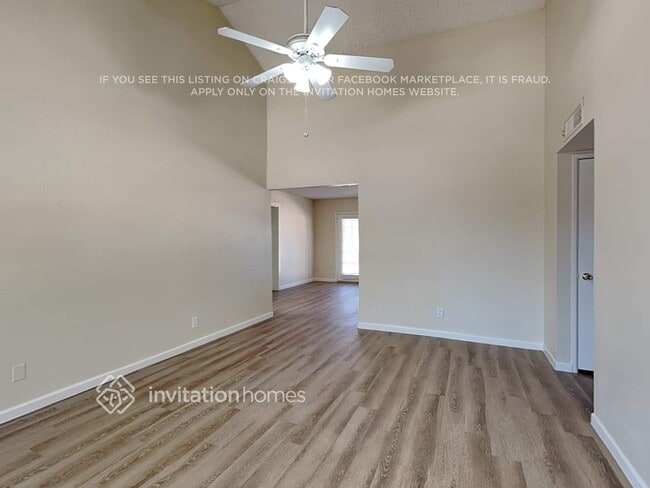 1052 W Kilarea Ave in Mesa, AZ - Building Photo - Building Photo