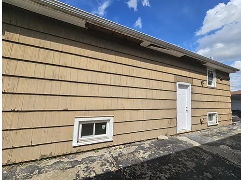 property at 2733 Indian Boundary Rd