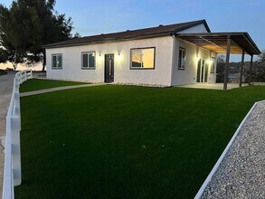 1531 Avohill Dr in Vista, CA - Building Photo - Building Photo