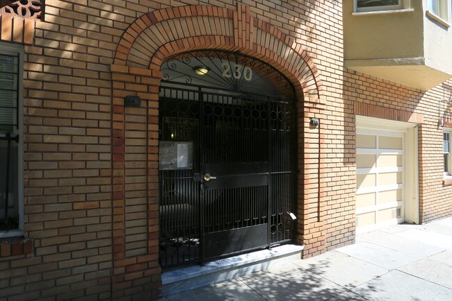 Oak Street Apartments in San Francisco, CA - Foto de edificio - Building Photo