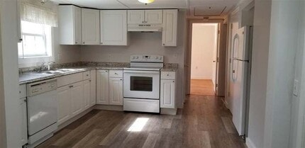 3 Howard St in Pembroke, NH - Building Photo - Building Photo