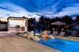 2225 NE 19th St in Fort Lauderdale, FL - Building Photo - Building Photo