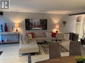 716 The West Mall in Toronto, ON - Building Photo - Building Photo