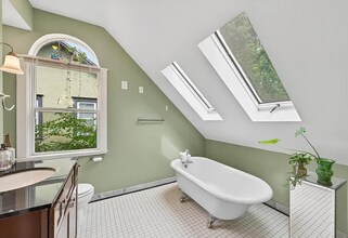 3610 Dupont Ave N in Minneapolis, MN - Foto de edificio - Building Photo