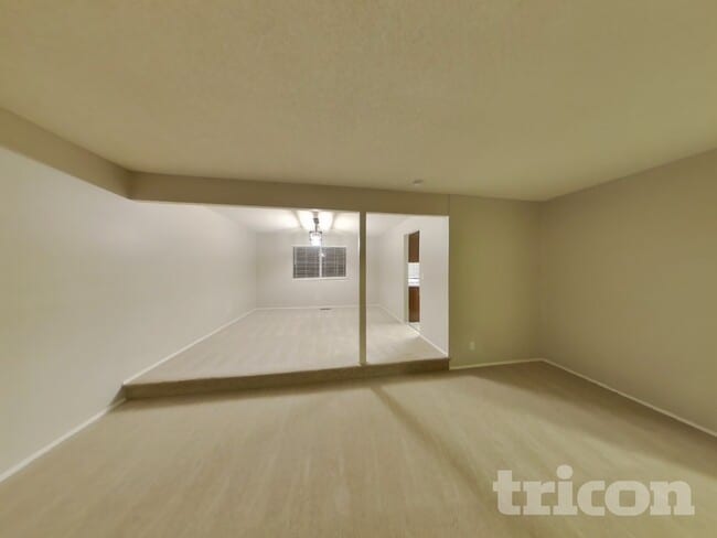 5452 Pineridge Dr NE in Bremerton, WA - Building Photo - Building Photo