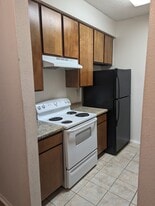 10053 Westpark Dr, Unit #301 Idlewood in Houston, TX - Building Photo