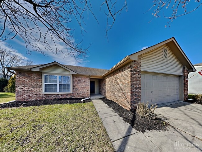 2613 Cooper Pointe Cir in Indianapolis, IN - Building Photo - Building Photo