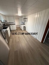 11838 Kieffer Funk Rd in Smithsburg, MD - Building Photo - Building Photo