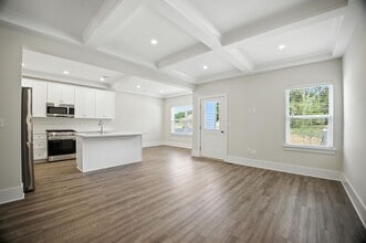 43 Sequoia Dr, Unit 43 Sequoia Drive in Berlin, NJ - Building Photo - Building Photo