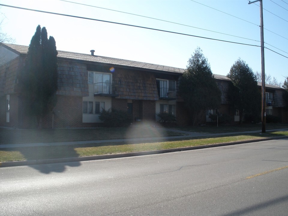 153 S National Ave in Fond du Lac, WI - Foto de edificio