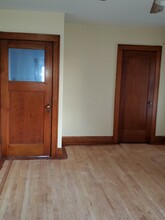 6035 N Pointe Blvd, Unit 2nd floor in St. Louis, MO - Building Photo - Building Photo