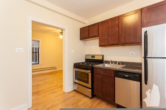 2851 N Orchard St, Unit #21 in Chicago, IL - Building Photo - Building Photo