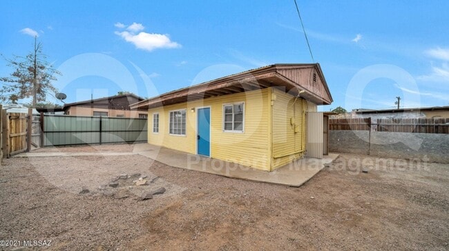 property at 3620 S Belmar Ave