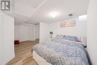 83 Old Colony Rd in Richmond Hill, ON - Building Photo - Building Photo