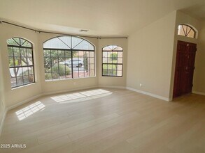 319 N Riata St in Gilbert, AZ - Building Photo - Building Photo