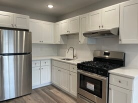 159 12th Ave in Paterson, NJ - Building Photo