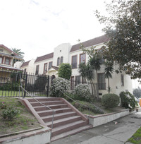 312 N New Hampshire Ave in Los Angeles, CA - Foto de edificio - Building Photo