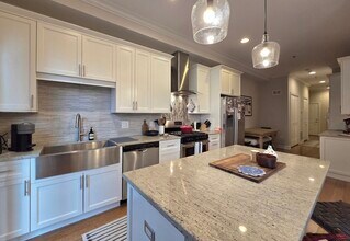 20 N Aberdeen St in Chicago, IL - Building Photo - Building Photo