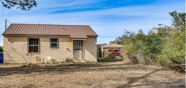 property at 1308 Caldwell Dr