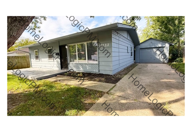 property at 3232 Normandy Rd