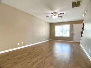 216 Alexander Blvd in Clarksville, TN - Building Photo - Building Photo