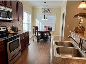 1924 Leighton Dr in Greenville, NC - Building Photo - Building Photo