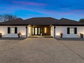 4321 Cobblers Ln in Dallas, TX - Building Photo