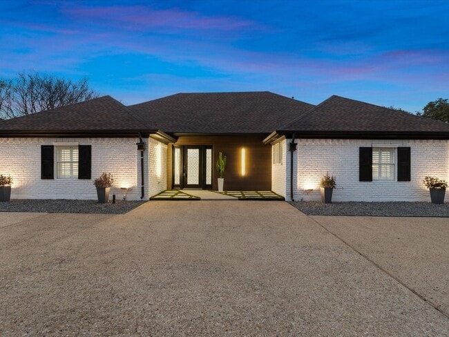 property at 4321 Cobblers Ln