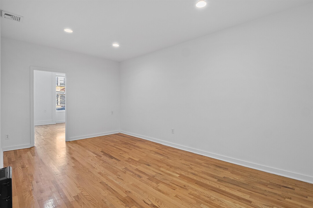 1036 Willow Ave in Hoboken, NJ - Building Photo