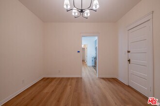 108 N Broadway in Redondo Beach, CA - Building Photo - Building Photo