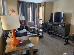 131 Willow St in Winchester, CT - Building Photo - Building Photo