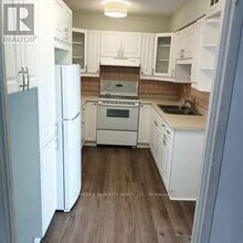 2929 Aquitaine Ave in Mississauga, ON - Building Photo - Building Photo