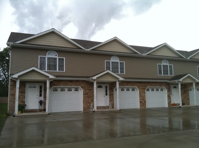 property at 2739 Charleston Rd