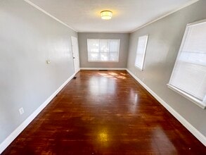 720 Paxton Place in Indianapolis, IN - Building Photo - Building Photo