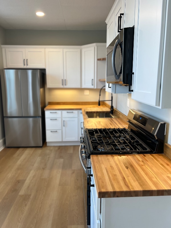 property at 125 N George St