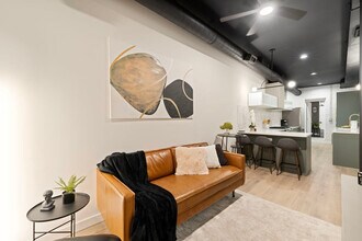 2655 W Huron St in Chicago, IL - Building Photo - Building Photo
