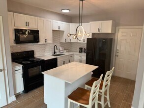 10366 Panther Point Dr in Houston, TX - Building Photo - Building Photo