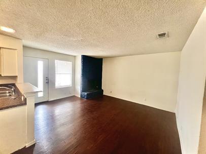 2201 Leah Cove-Unit -B in Austin, TX - Building Photo - Building Photo
