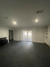 7801 St Charles Ave in New Orleans, LA - Building Photo - Building Photo