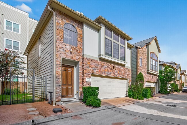 1323 Studer St in Houston, TX - Building Photo - Building Photo