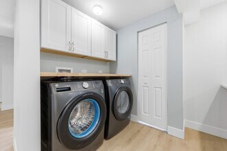 Catalpa 2507 W in Chicago, IL - Building Photo - Building Photo