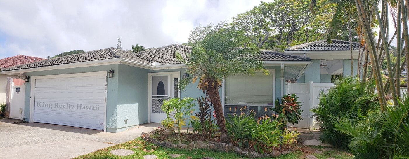 45-84-84 Ponaha Pl in Kaneohe, HI - Building Photo