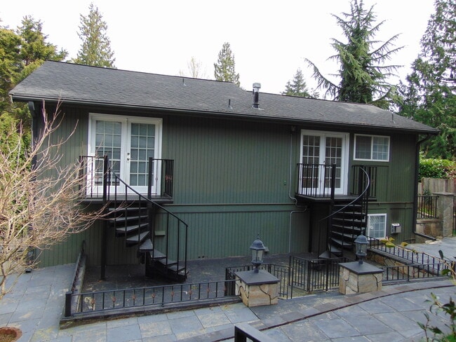1343 222nd Pl NE in Sammamish, WA - Building Photo - Building Photo