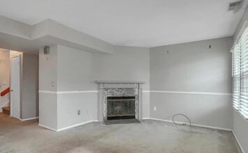 3404 Whispering Hls in Chester, NY - Building Photo - Building Photo