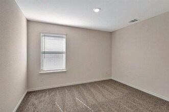 2110 Hummingbird St in Princeton, TX - Building Photo - Building Photo