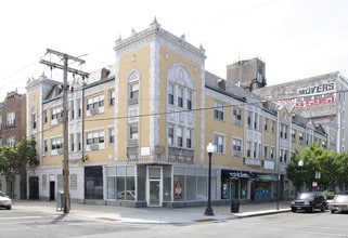 5933-5949 W Madison Ave in Chicago, IL - Building Photo - Building Photo