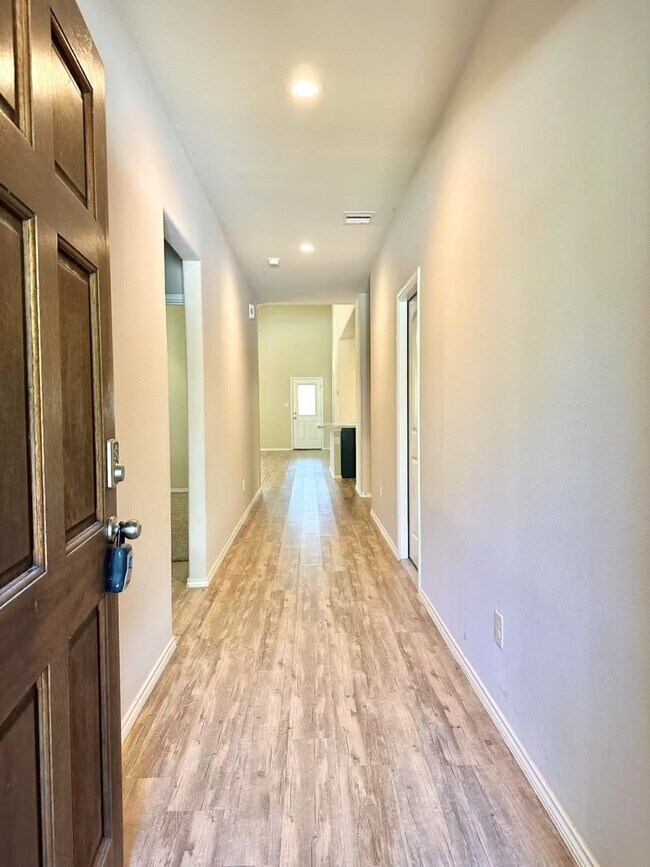 14223 Glacier Bay Ct in Shenandoah, TX - Building Photo - Building Photo