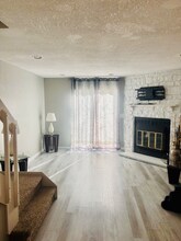 12053 E Hoye Dr in Aurora, CO - Building Photo - Building Photo