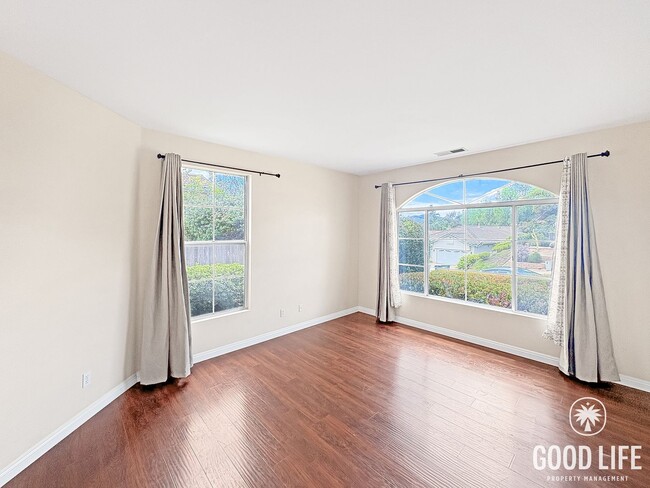 786 Fulton Rd in San Marcos, CA - Building Photo - Building Photo